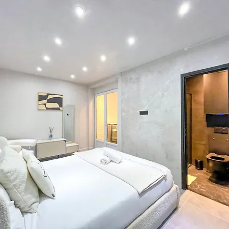 Apartment 11 - Champs-elysees Paris