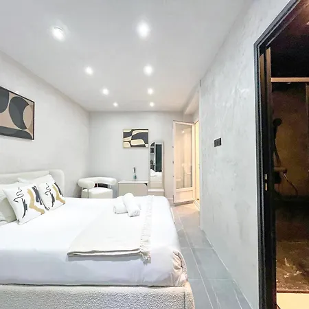 11 - Champs-elysees Paříž