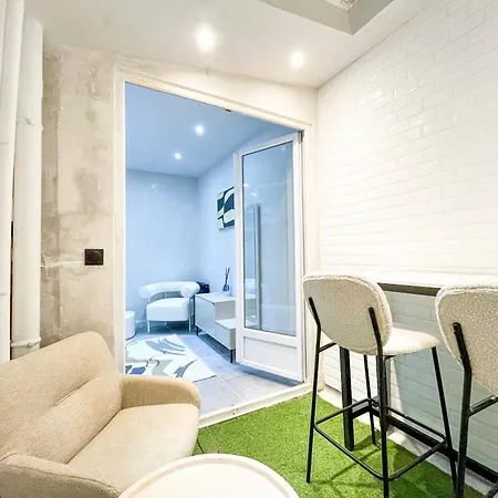 11 - Champs-elysees باريس